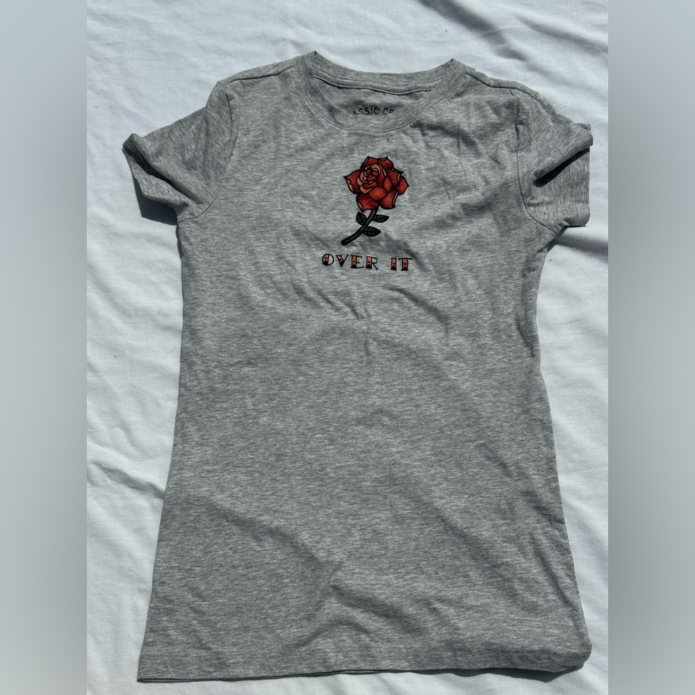 NWOT aero shirt 🥀